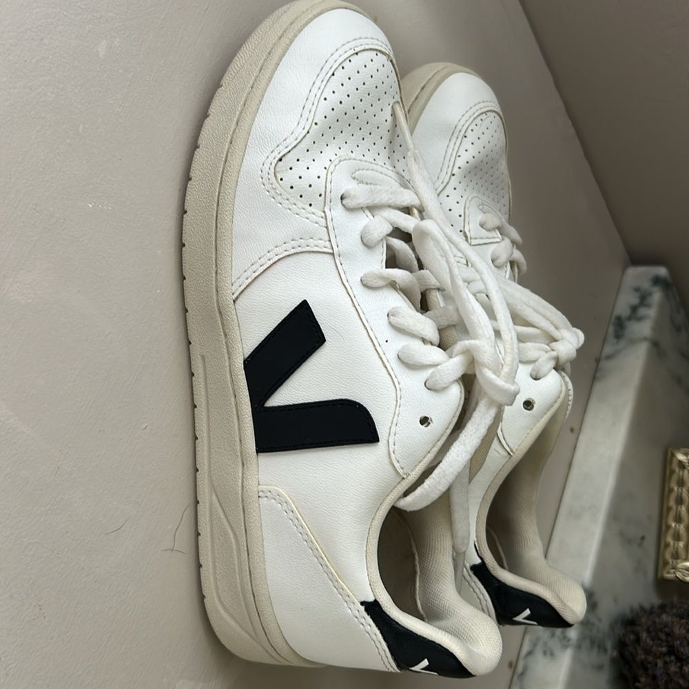 Veja V10